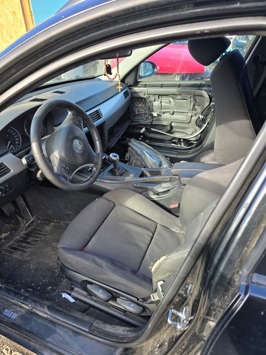 Dezmembrez bmw e91