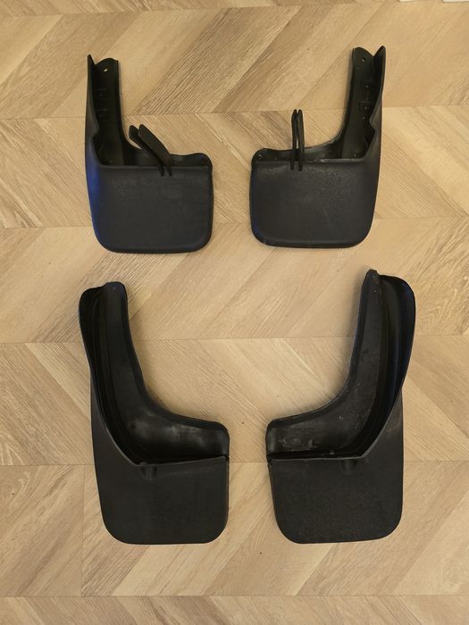 Продаю брызговики