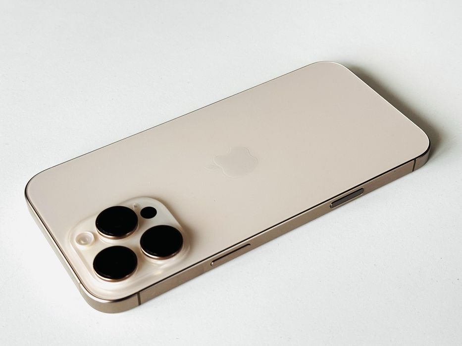 Iphone 16 Pro Max 256GB Desert Titanium Гаранция 6 месеца