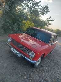 Vaz 21011 sotiladi