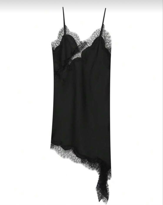 Рокля по модел на Зара