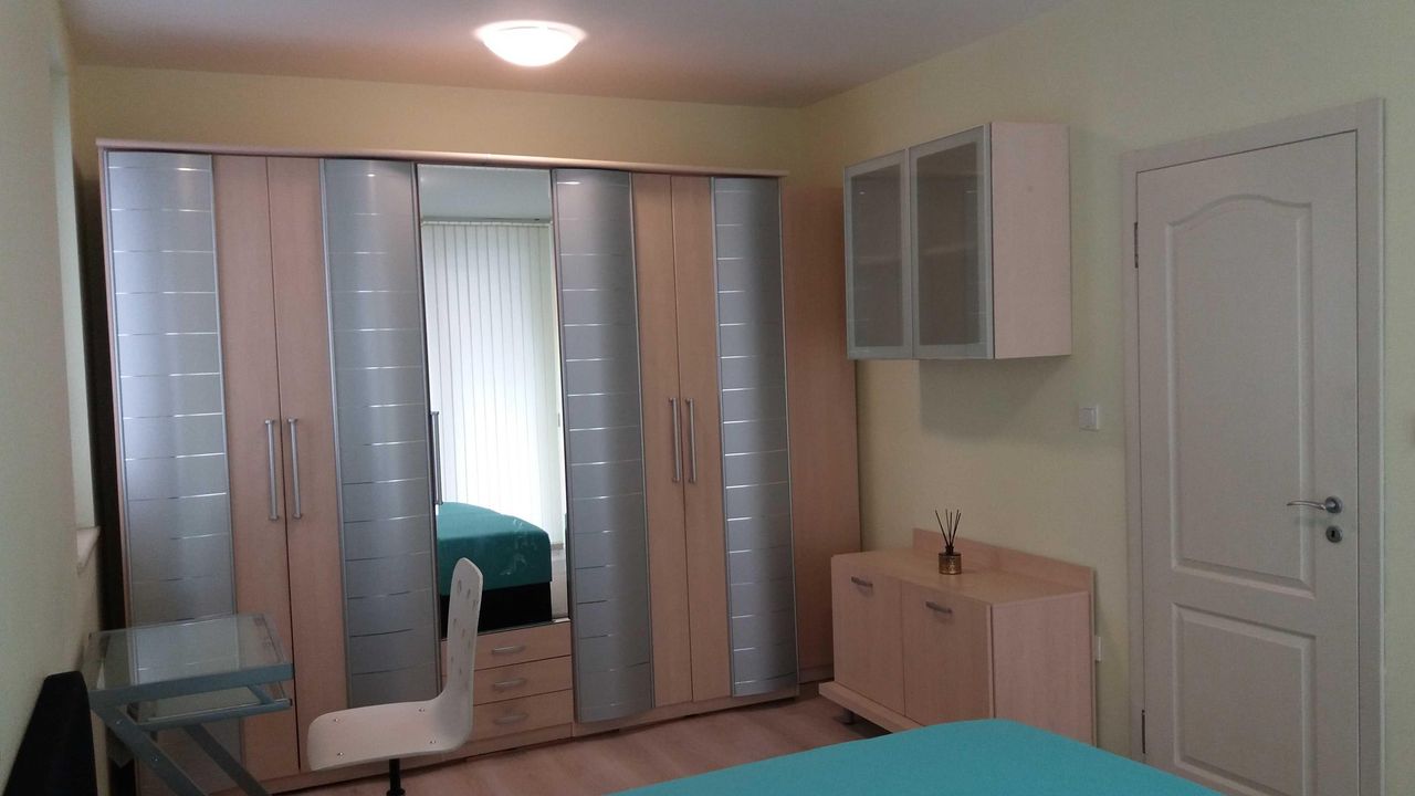 Дава се под наем Двустаен апартамент в София, Лозенец - 61 кв.м за 640 € - Снимка #5