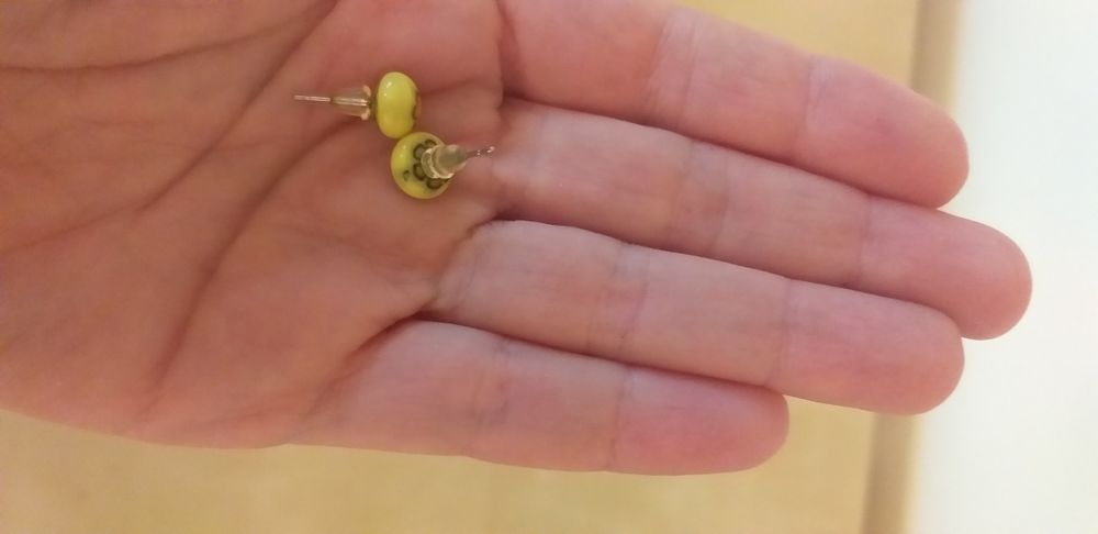 Обеци цветчета