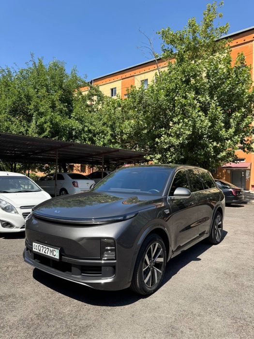 Продою свой Lixiang l8 2024 года