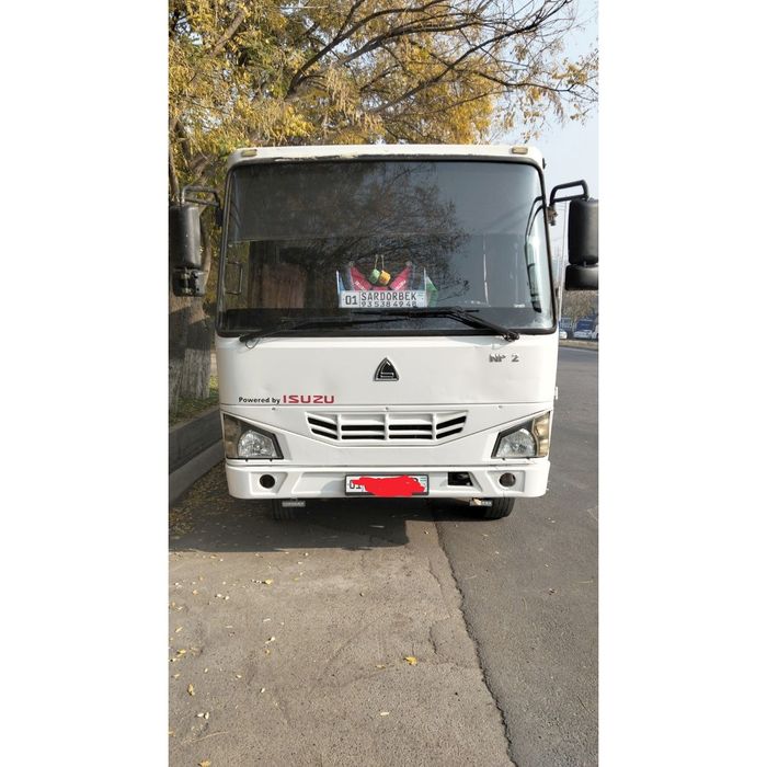 Isuzu np21  2013 gaz yaxshi xolatda