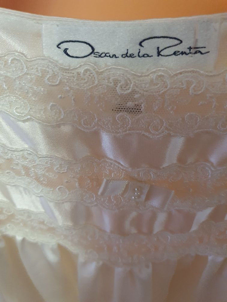 Camasa de dama, superba,  marca Oscar de la Renta