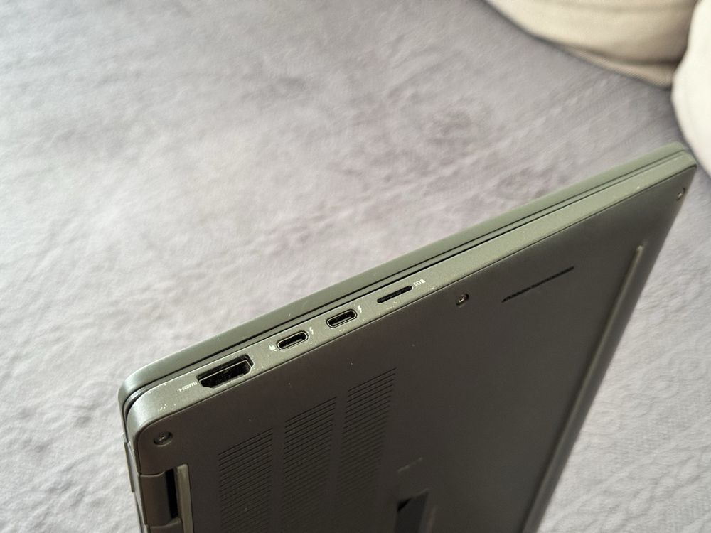 14'FHD IPS/i7-10610u/32GB LPDDR4X/Dell Latitude 7410/512GB SSD