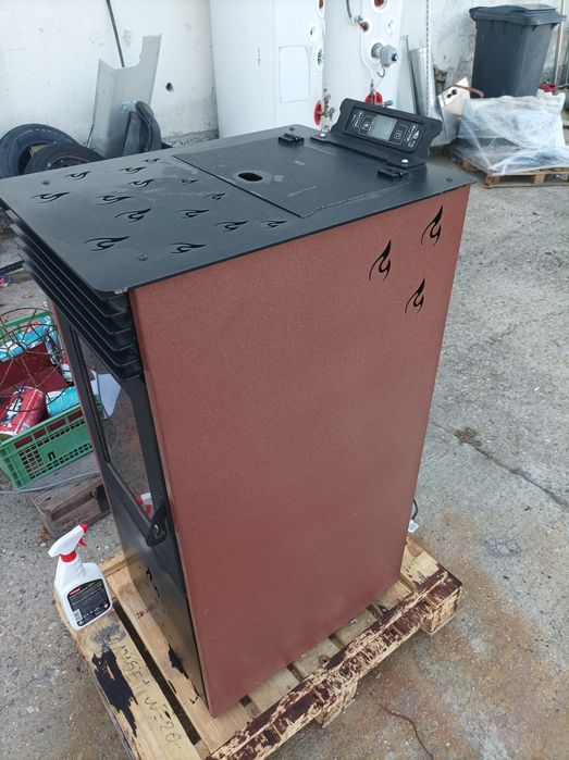 Пелетна. Камина 10  киловата!