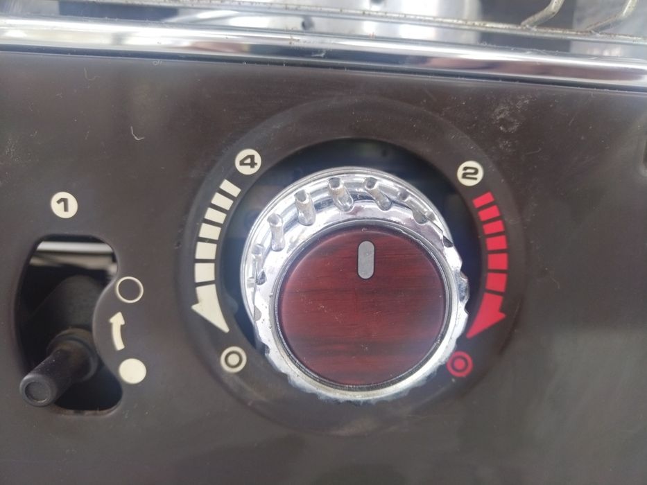 Отоплителна печка натечна ГАЗ, течен парафин, керосин
За отопление на