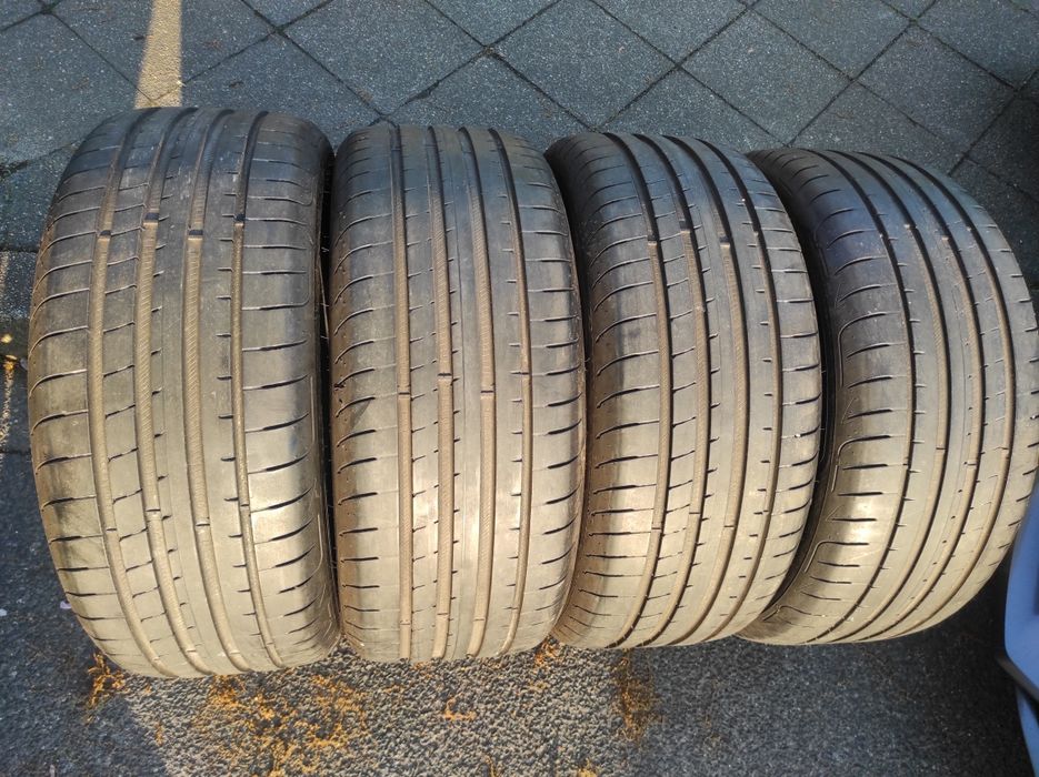 245/45/18 Goodyear