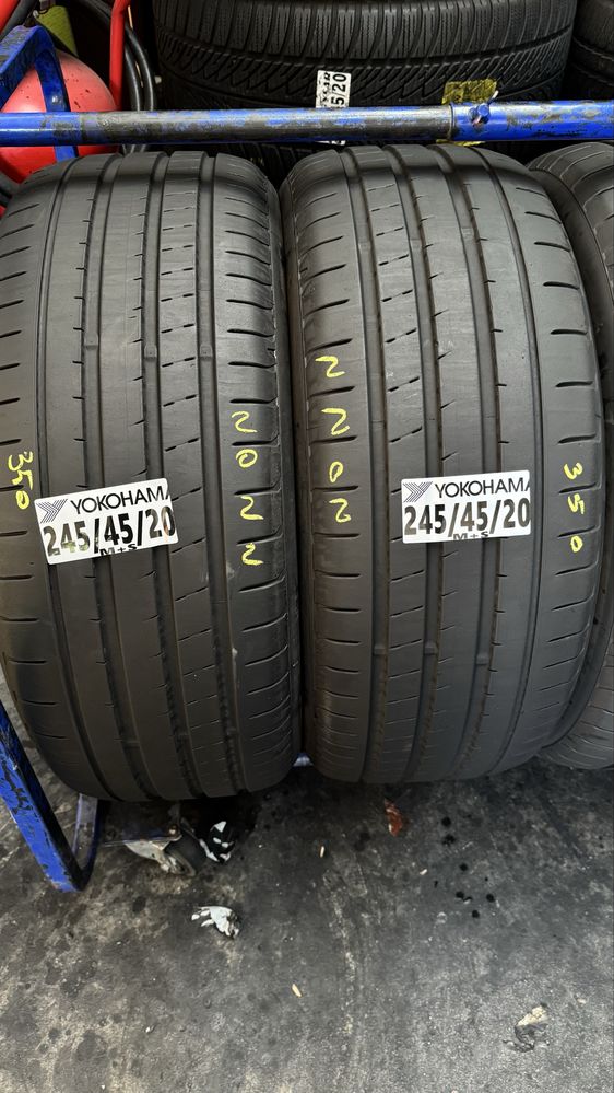 275/40/20 245/45/20 yokoham cu steluta BMW
