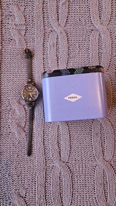 Часовник Fossil ES2830