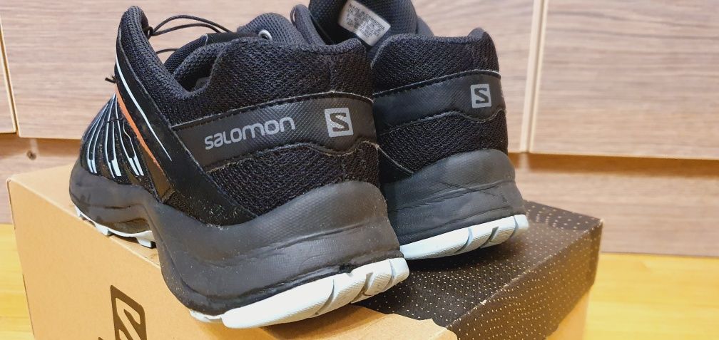 Pantof Solomon 42