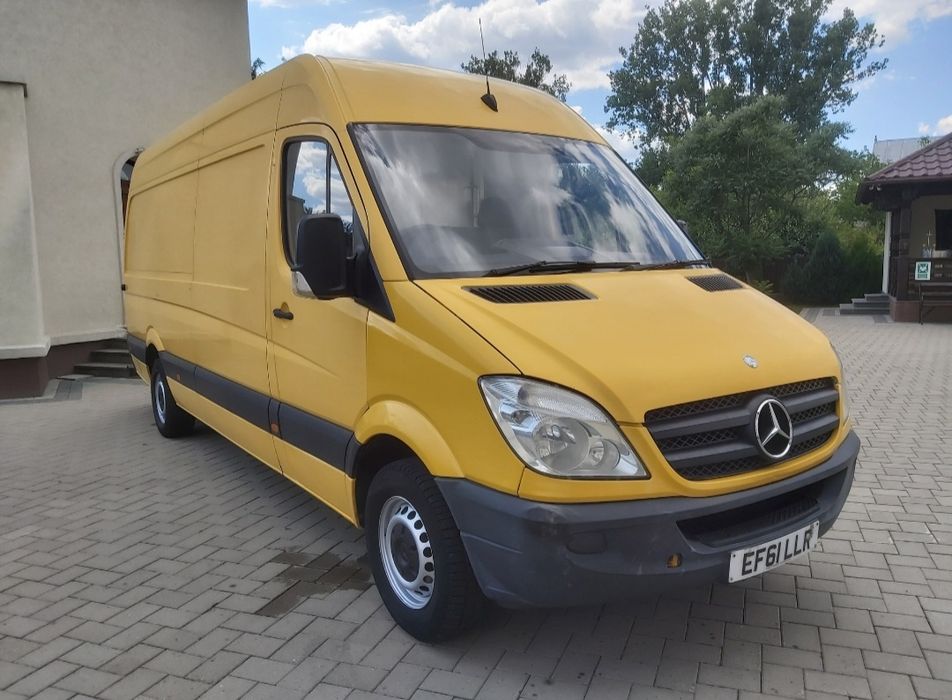 Mercedes Sprinter Am 2 bucati 313 cdi din 2013 motor 2.2 Euro 5 Anglia