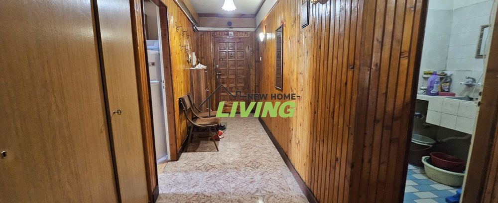 Продава се Тристаен апартамент в Пловдив, Център - 112 кв.м за 2143 €/кв.м - Снимка #11