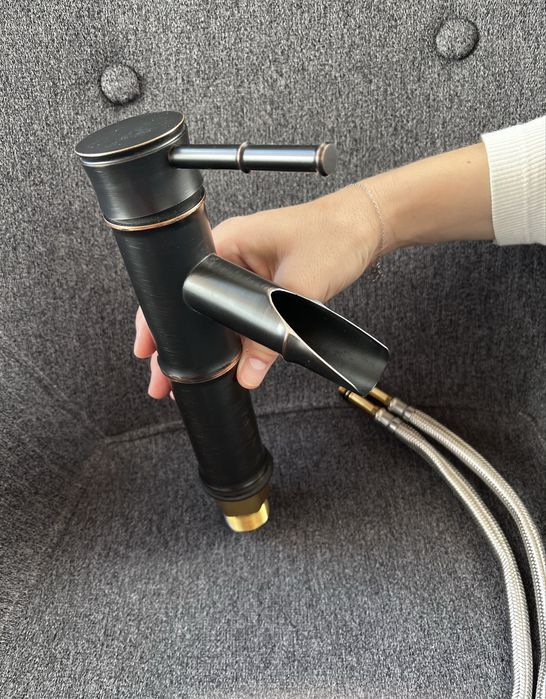 Baterie chiuvetă negru bronz periat – model bambus