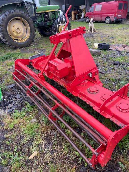 De vanzare plug Gassner 4 trupite reversibil si freza Lelly 2,5m