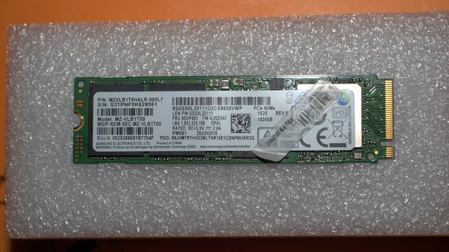 SSD Samsung 1 TB  PCIe NVME - MZ-VLB1T00