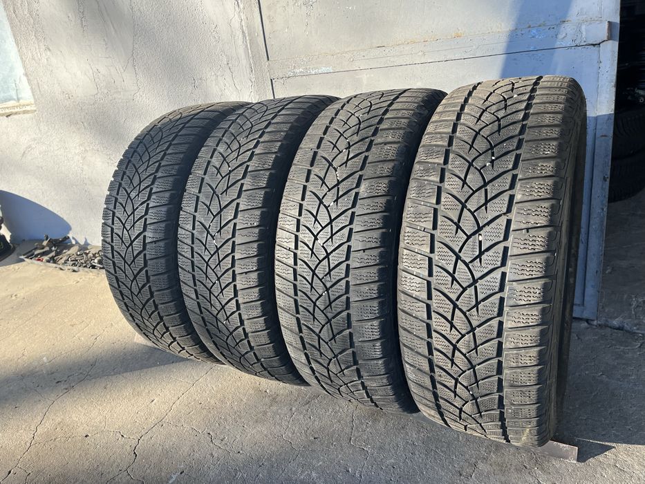 4 бр. зимни гуми 235/50/19 GoodYear AO SUV DOT 1019 5-6 mm