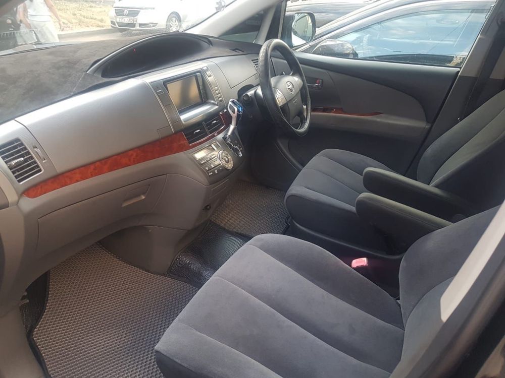 Toyota Estima 2011г.в. Оформление через автоцон или через каспи
