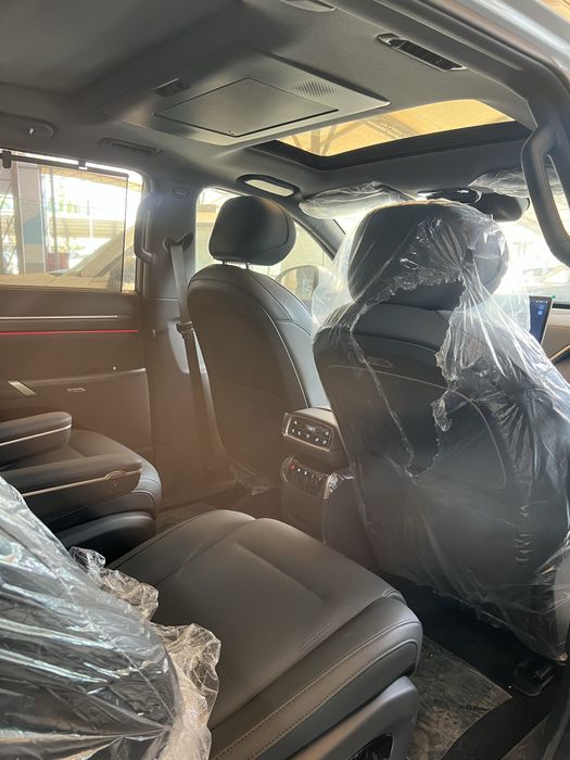 Dongfeng 008 elektr ev