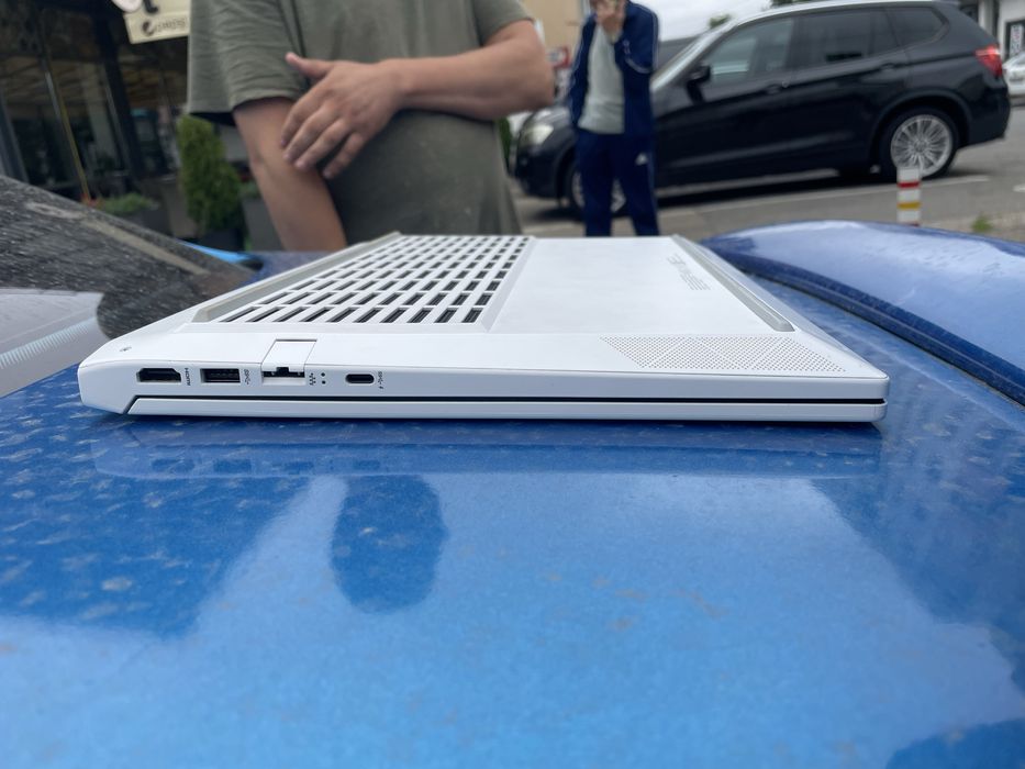 laptop victus by hp 15-fa0028nq