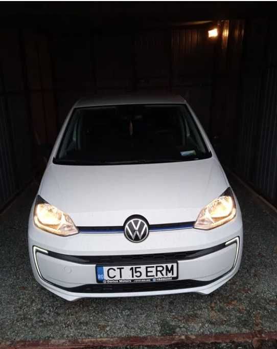e-up 21523 km.Primul proprietar