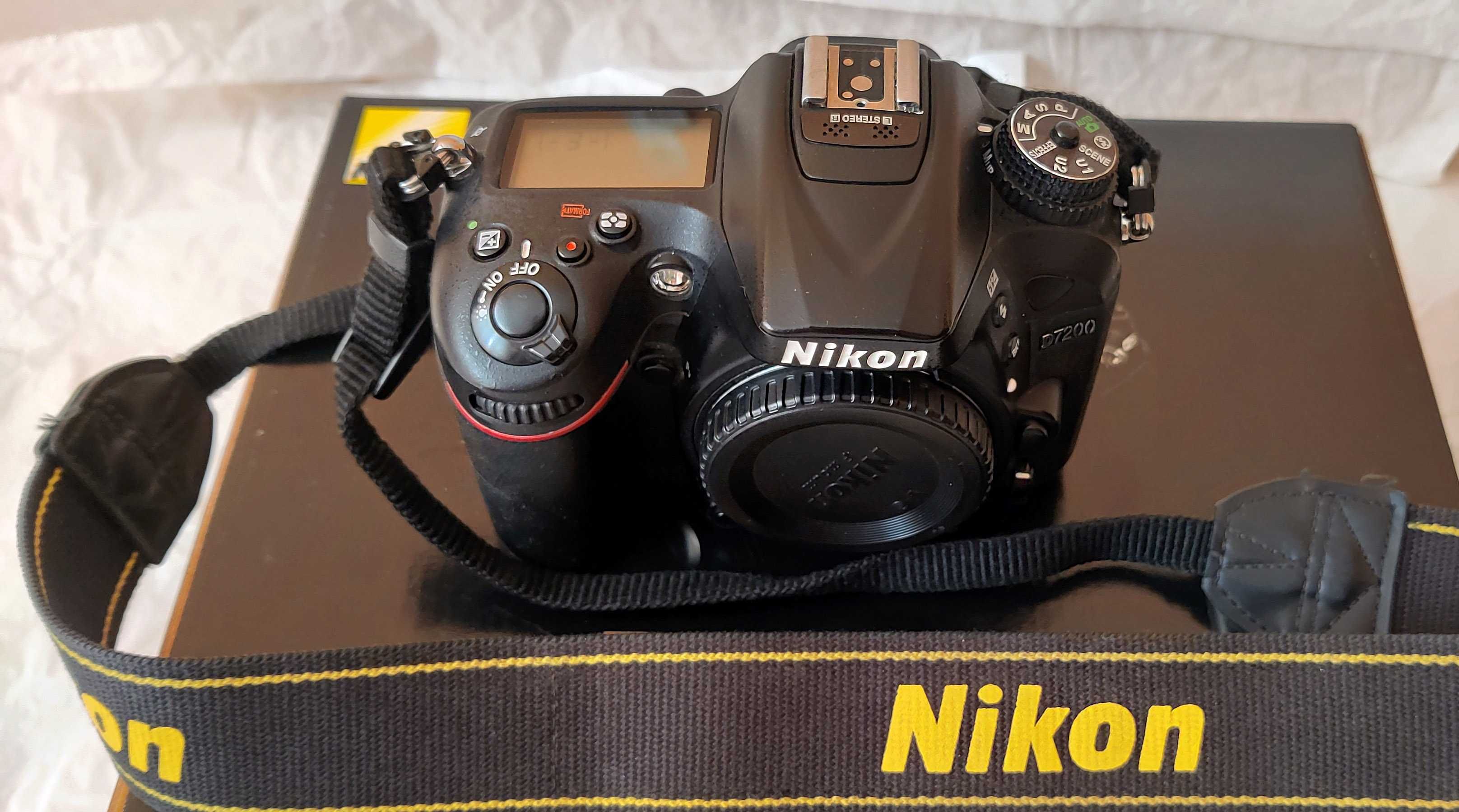 Продавам DSLR фотоапарат Nikon D7200 тяло