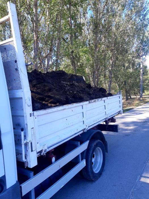 Balegar..Nisip..Piatră Pământ de pădure
