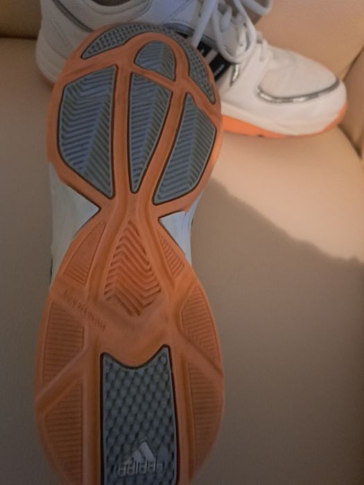 Incaltaminte sport Adidas nr 38