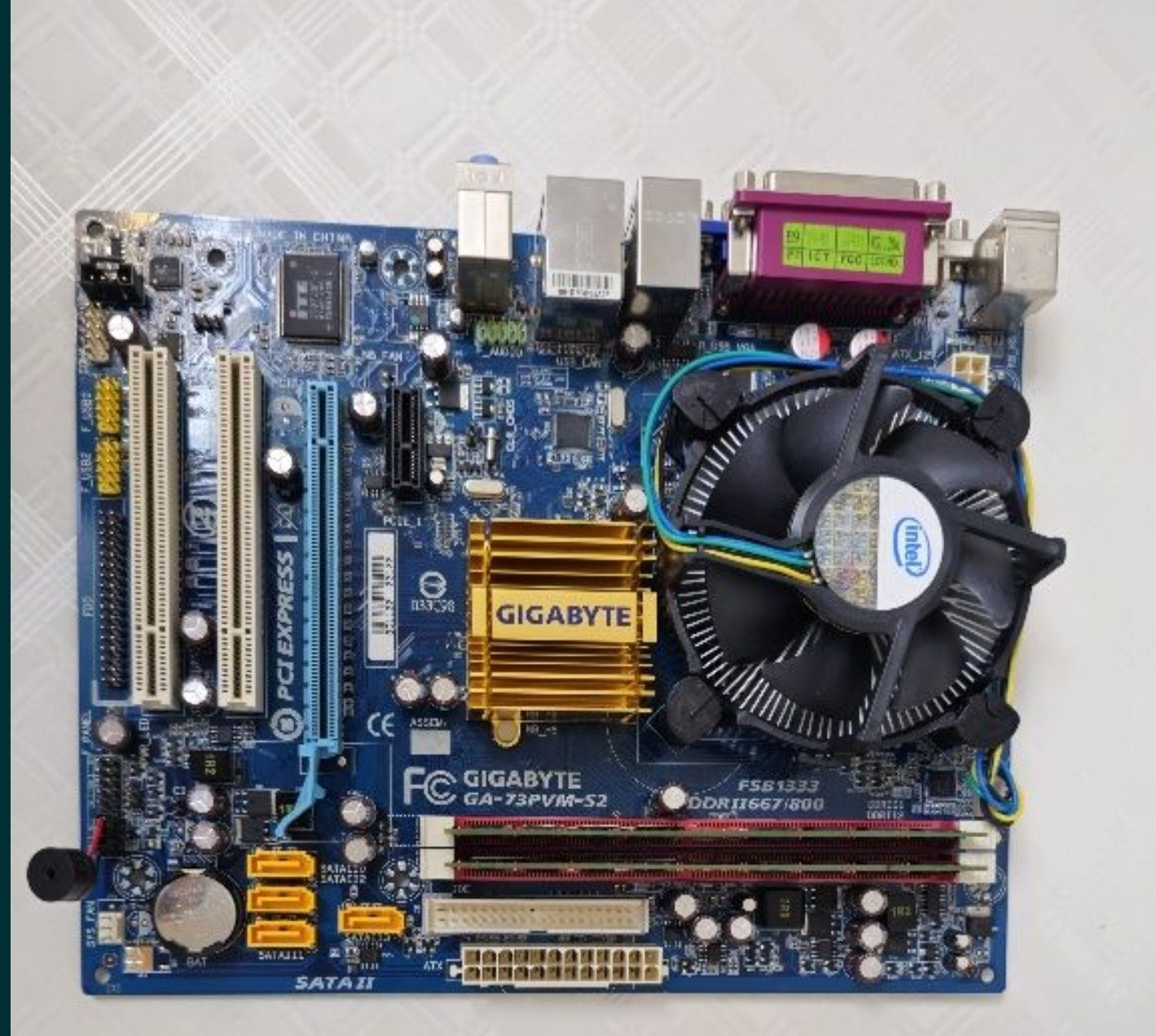 Kit Complet  Intel la Super Oferta
