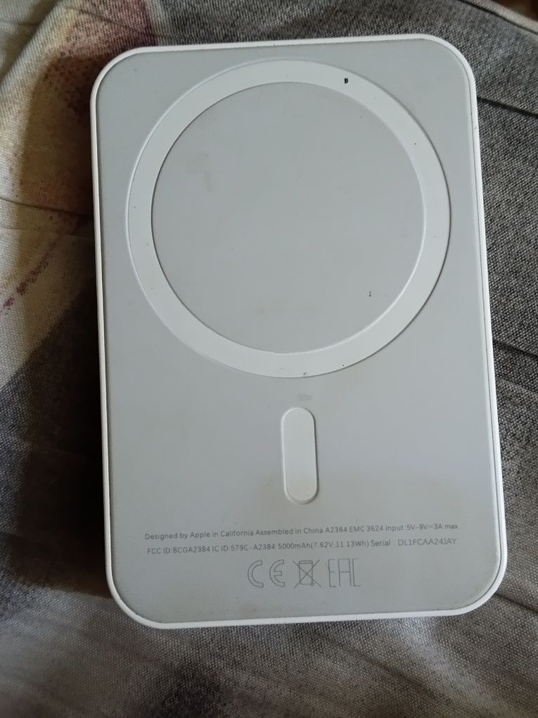 Продам Power bank Apple