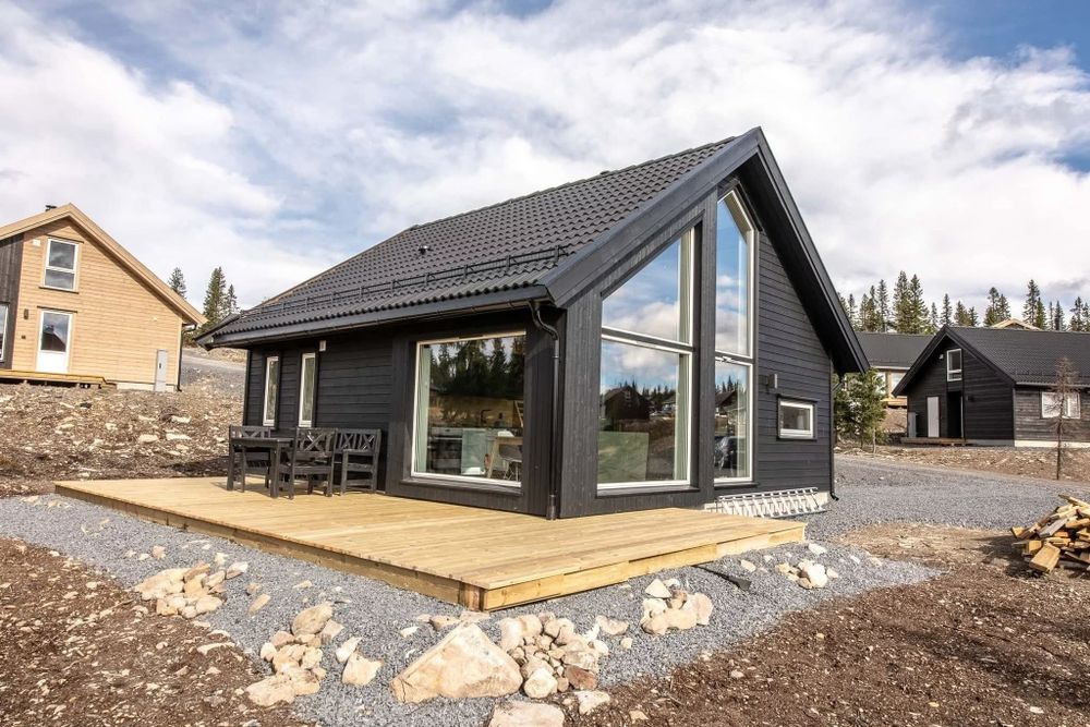 Case modulare pe structură de lemn sau pe structură de metal la preț m