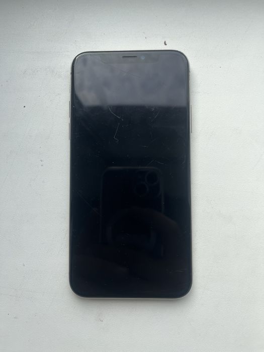 Iphone 10 в отличном состоянии