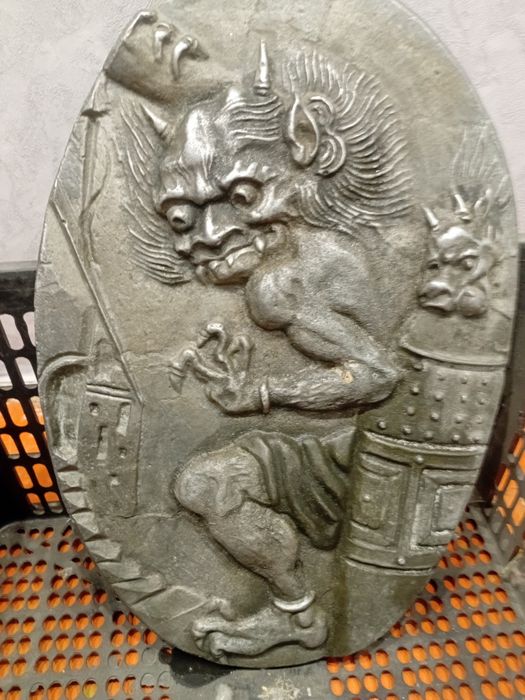 Продам барельеф настенный