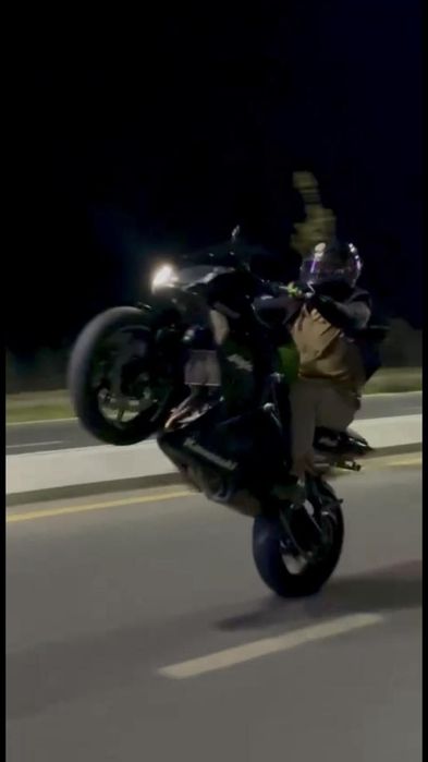 Kawasak ER6F 600cc