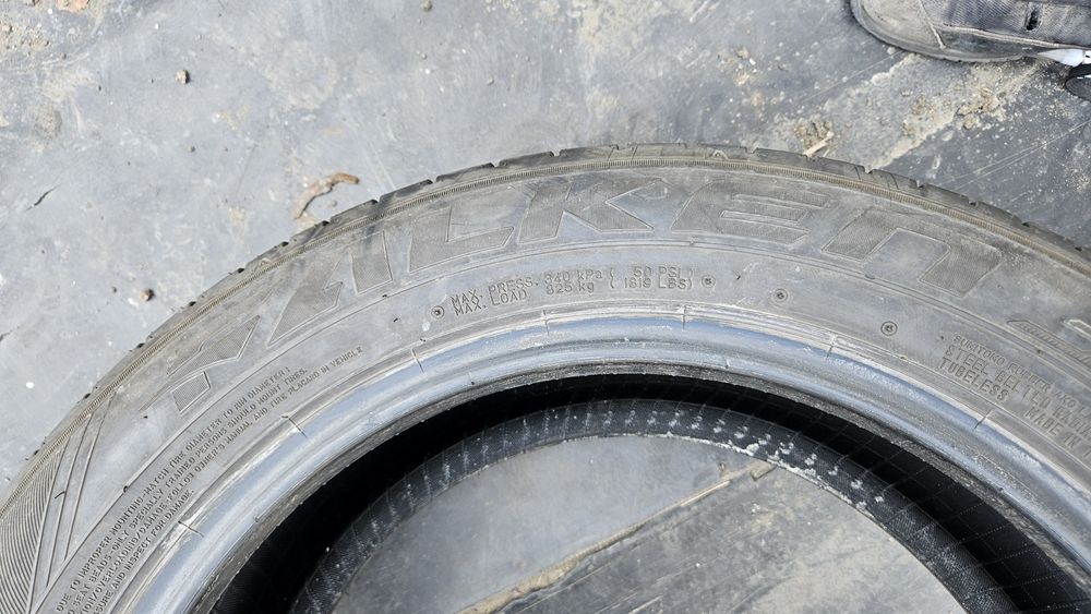 2бр гуми 225 55 17 дот 22 фалкен