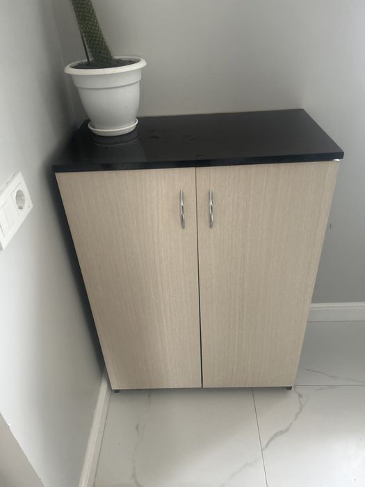 Шкаф для обуви продаеться