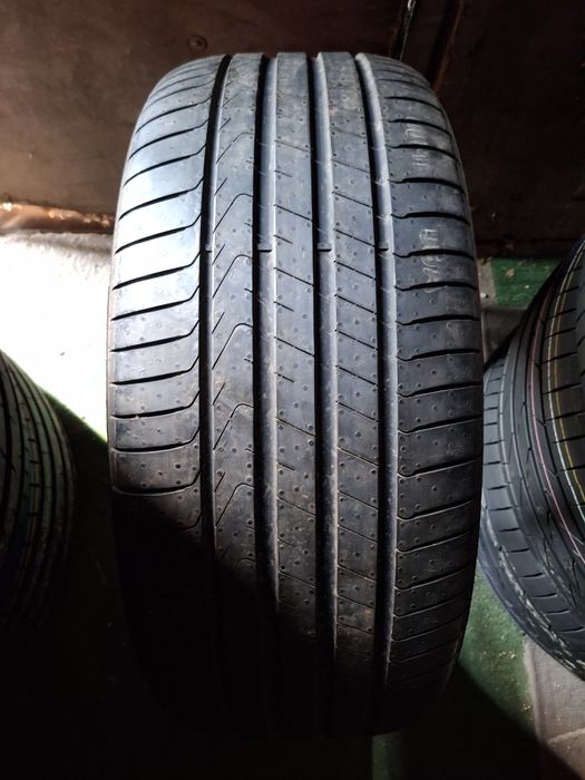 235 45 18 Pirelli DOT 2022 vara runflat NOU 1 bucata
