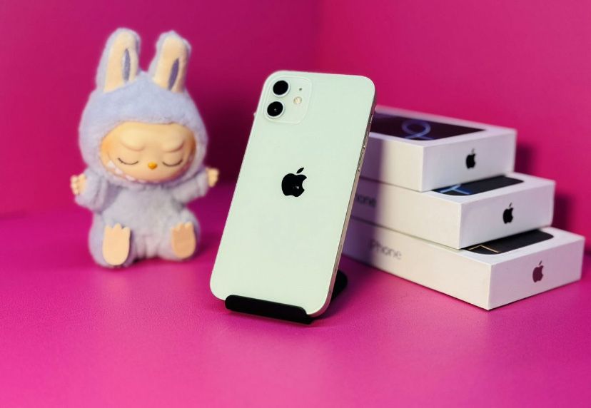 iPhone 12 128Gb с гарантией
