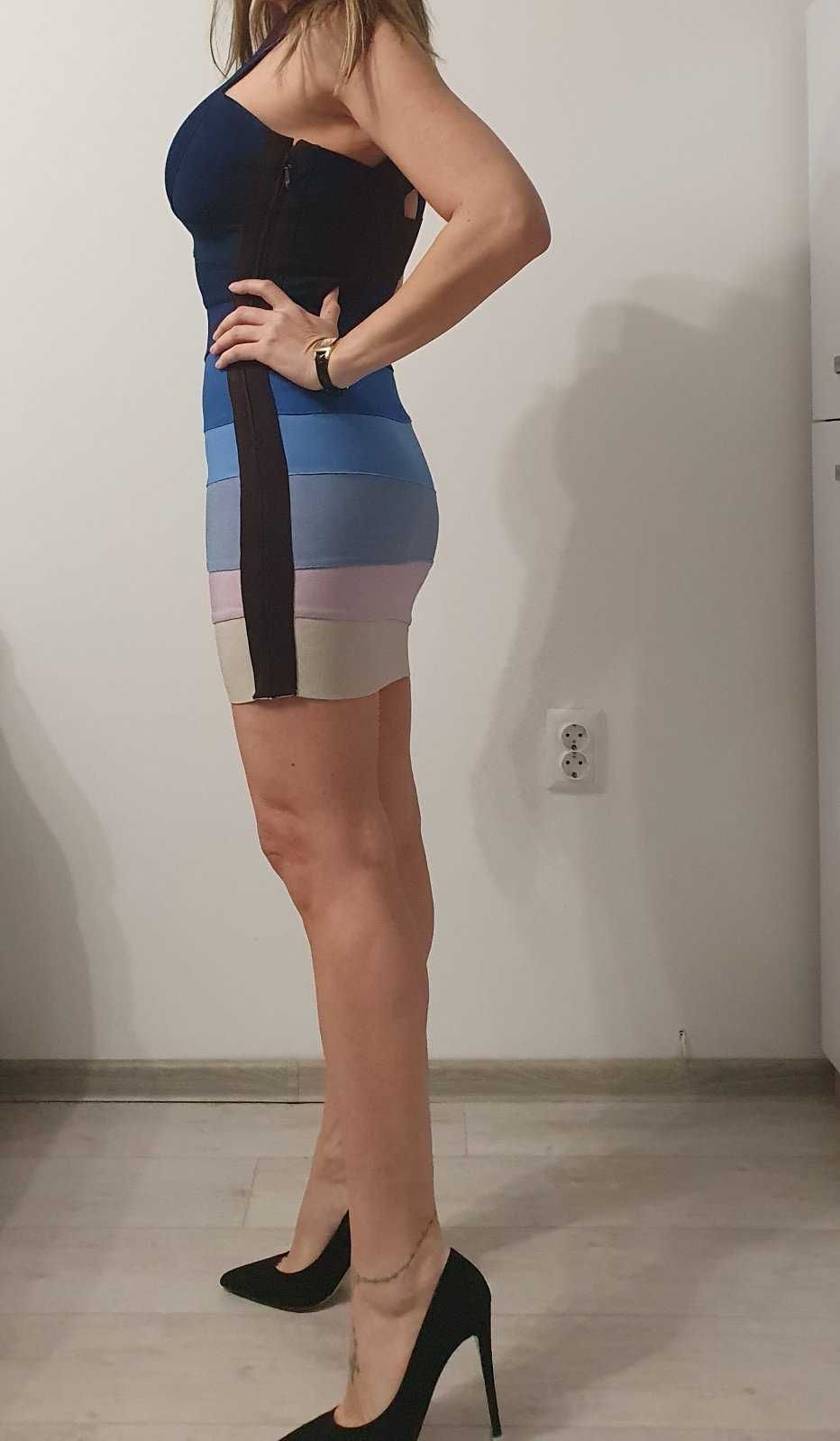 Herve Leger официална бандажна рокля