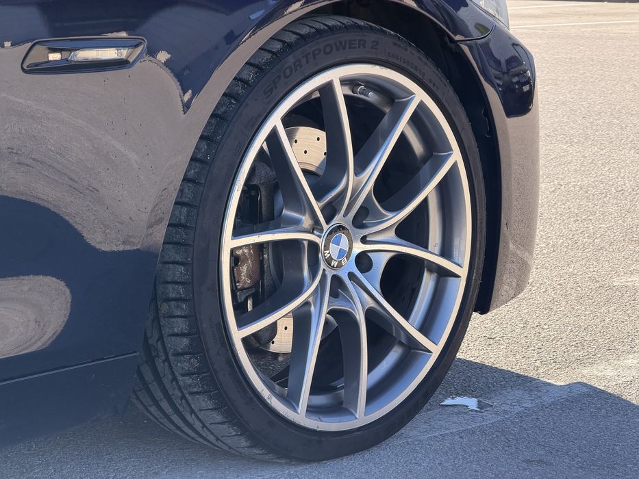 BMW F10 530D Задно. Задно завиване.