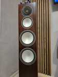 boxe Monitor Audio Silver 8