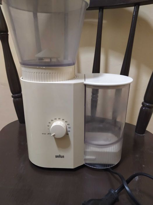 Мелница за кафе/еспресо Braun KMM30