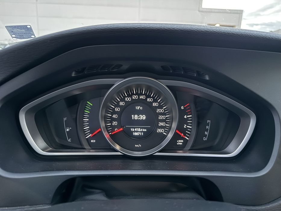 Volvo V40 D2 Автоматик