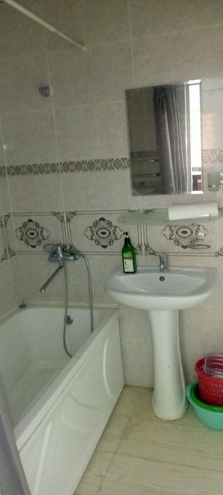 Олмазор ситида 3хонали кв срочна ижарага берилади