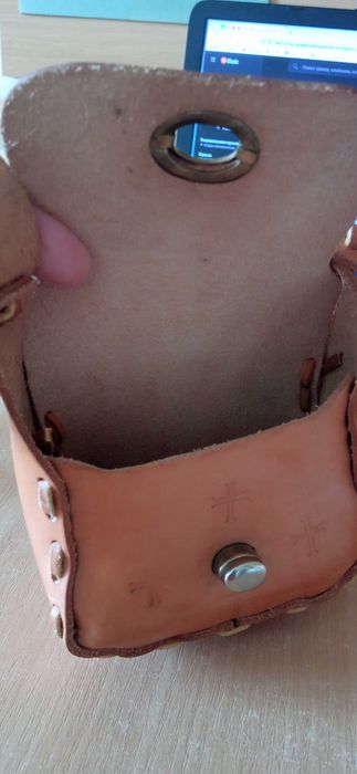 Малка дамска чанта естествена кожа ръчна изработка