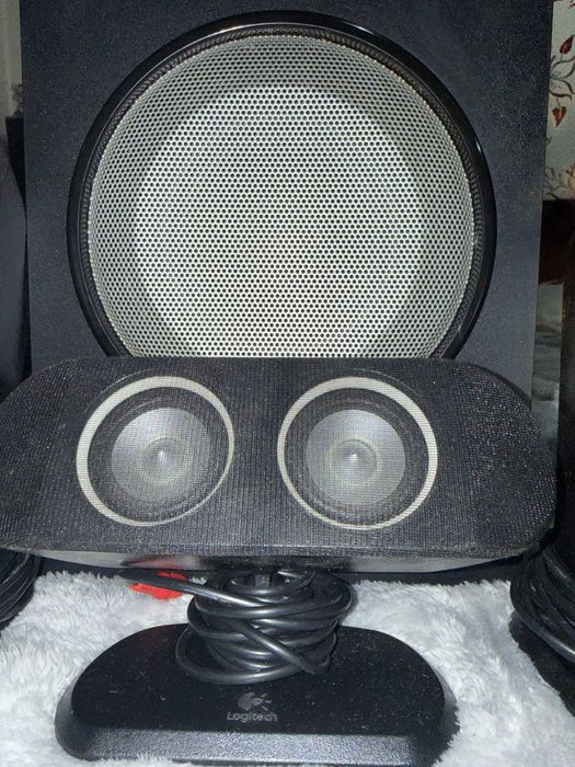Sistem Logitech 5.1 X-530 stare foarte buna