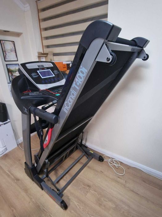 Бягаща пътека inSPORTLine inCondi T400i