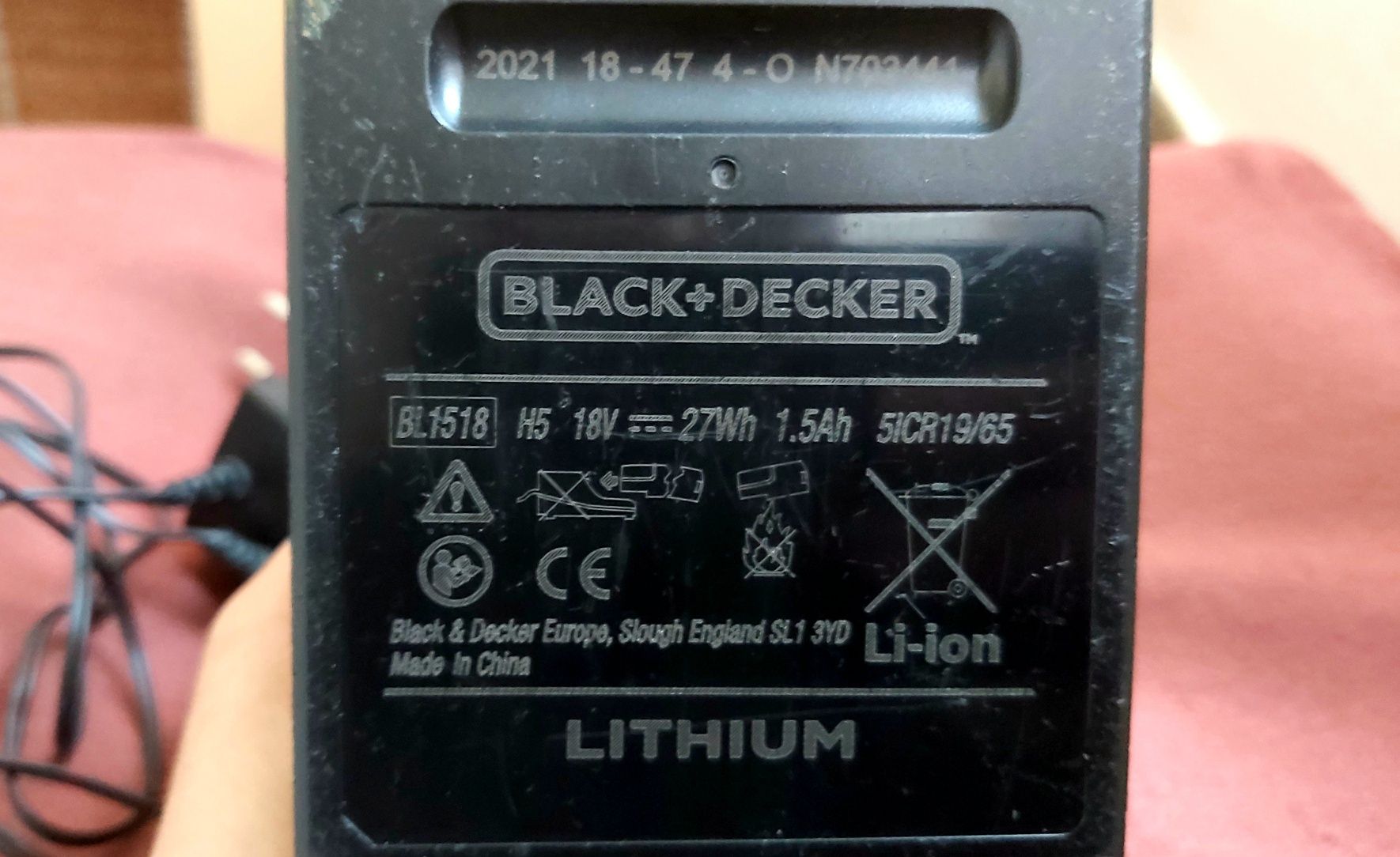 Винтоверт Black & Decker 18 V